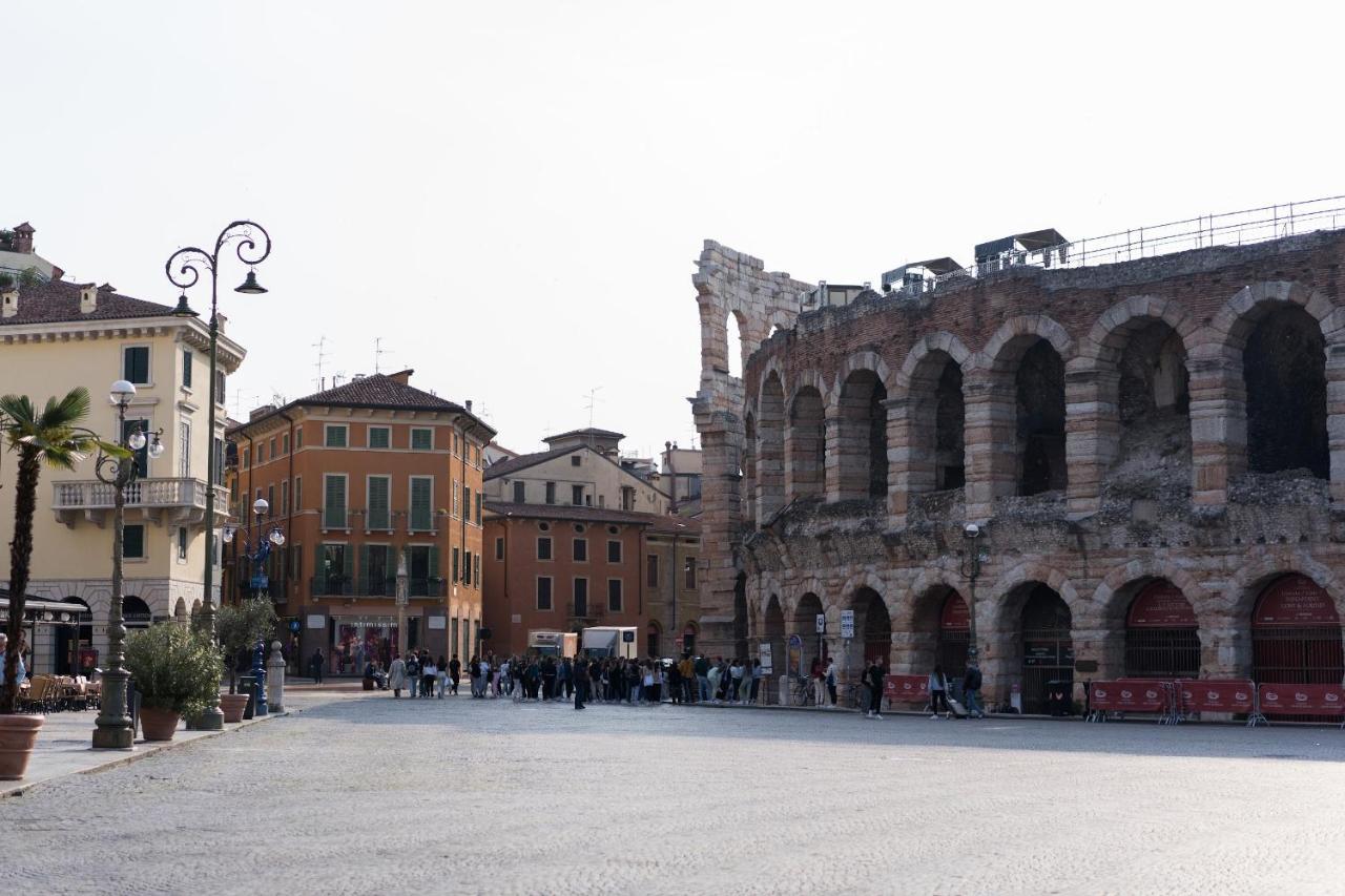 Arena Rooms Verona Exterior foto
